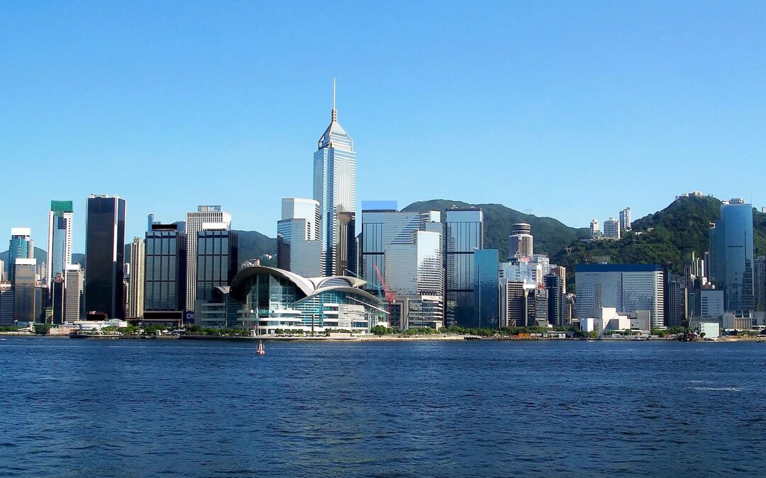 设立香港转运中心对中国华南地区企业的优势