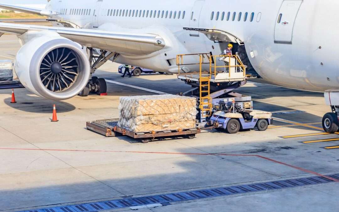 助力全球顶尖半导体设备制造商，降低 95% 空运货损